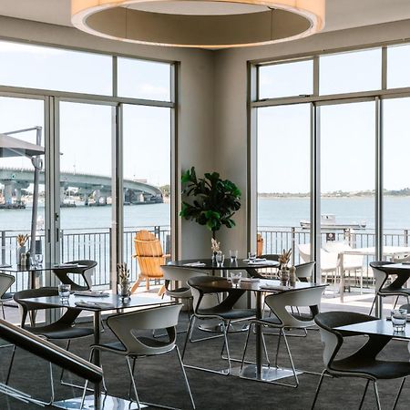 Hotel Trinity Wharf Tauranga Exterior foto