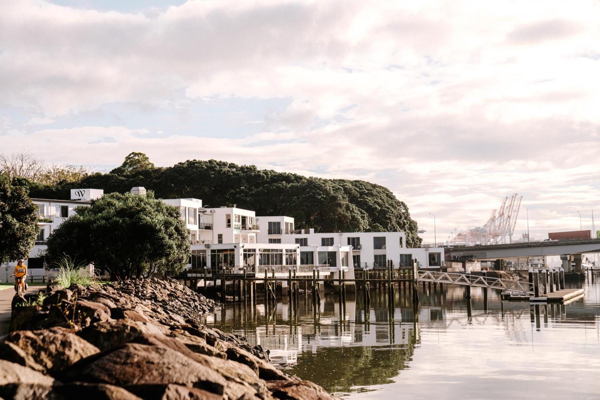 Hotel Trinity Wharf Tauranga Exterior foto