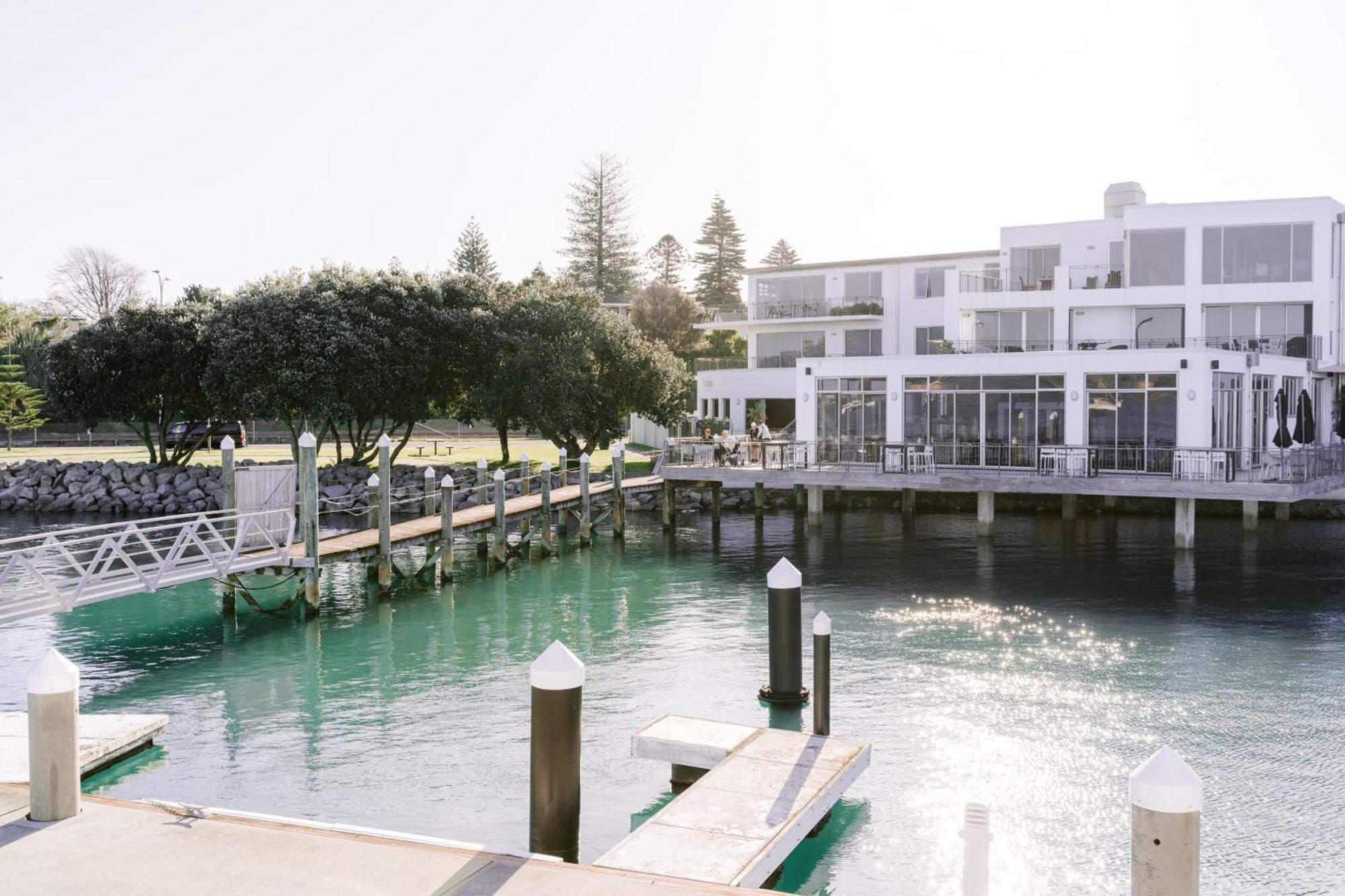 Hotel Trinity Wharf Tauranga Exterior foto