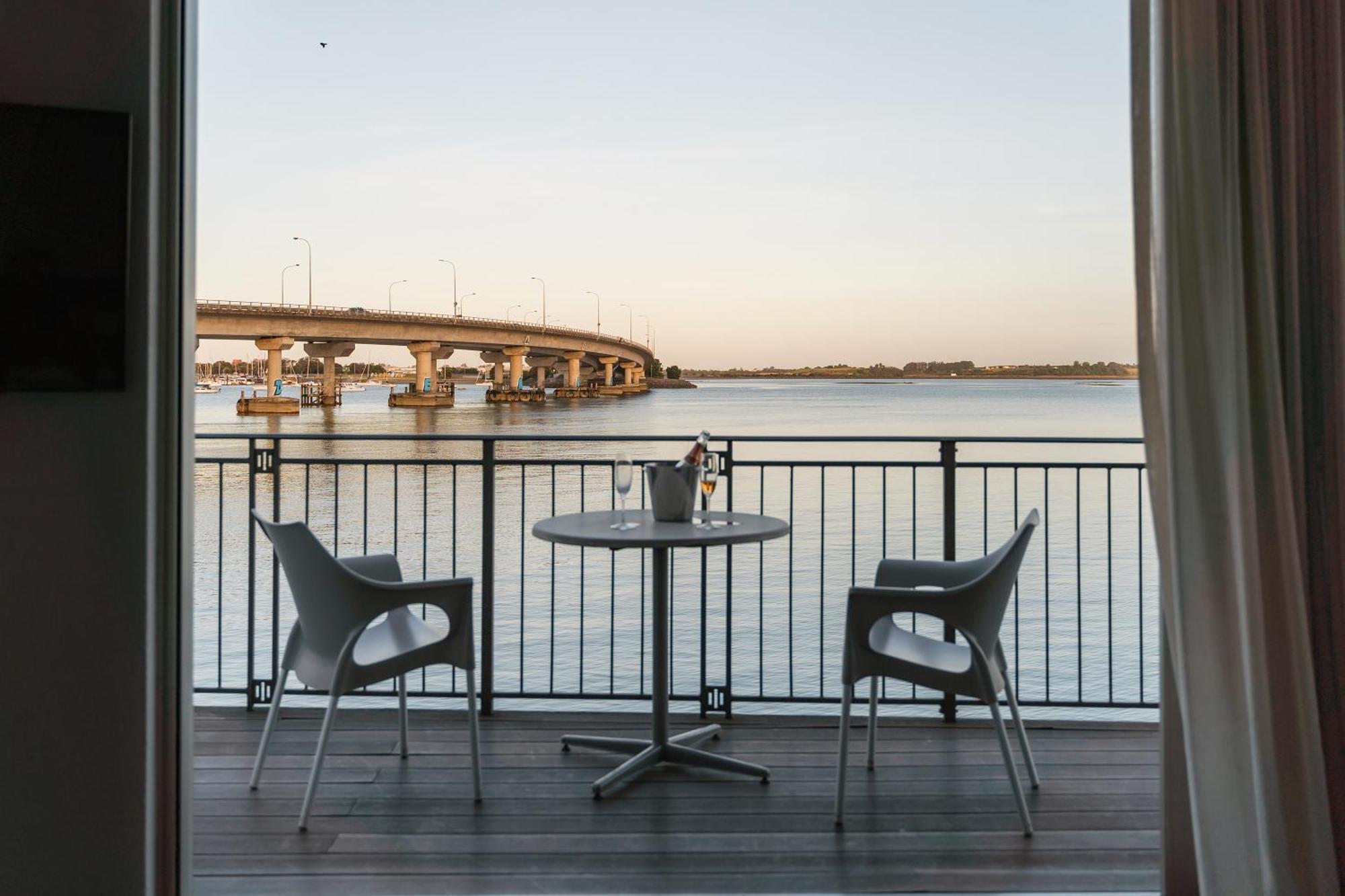 Hotel Trinity Wharf Tauranga Exterior foto